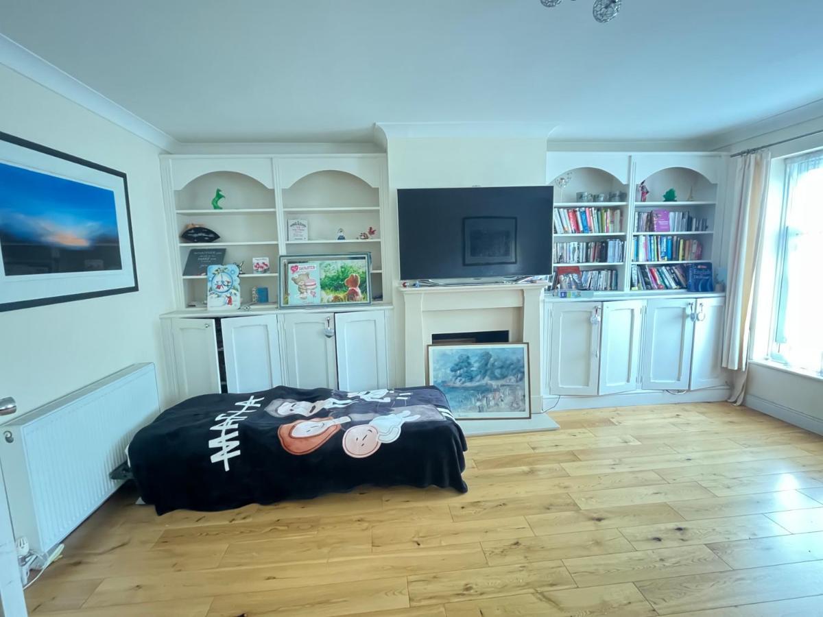 Rooms Close To Wimbledon Tennis London Exteriör bild